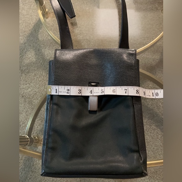 Louis Vuitton Taiga Leather and Canvas Crossbody - Picture 14 of 16